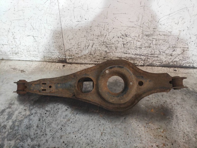 Recambio de brazo suspension inferior trasero derecho para mazda cx-7 (er) active referencia OEM IAM   