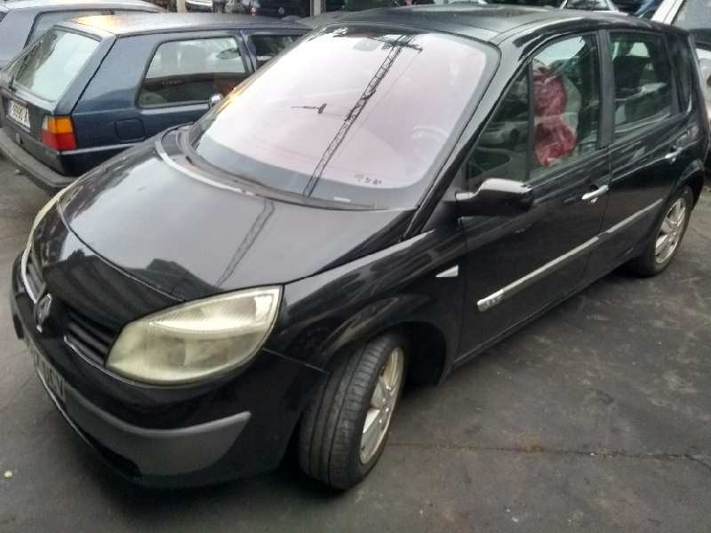 renault scenic ii del año 2004