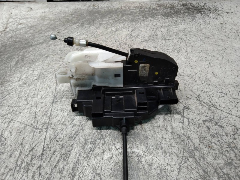 Recambio de motor cierre centralizado delantero izquierdo para kia cee´d emotion referencia OEM IAM  5P 