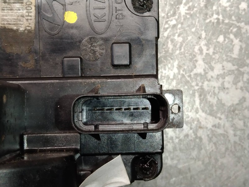 Recambio de motor cierre centralizado delantero izquierdo para kia cee´d emotion referencia OEM IAM  5P 
