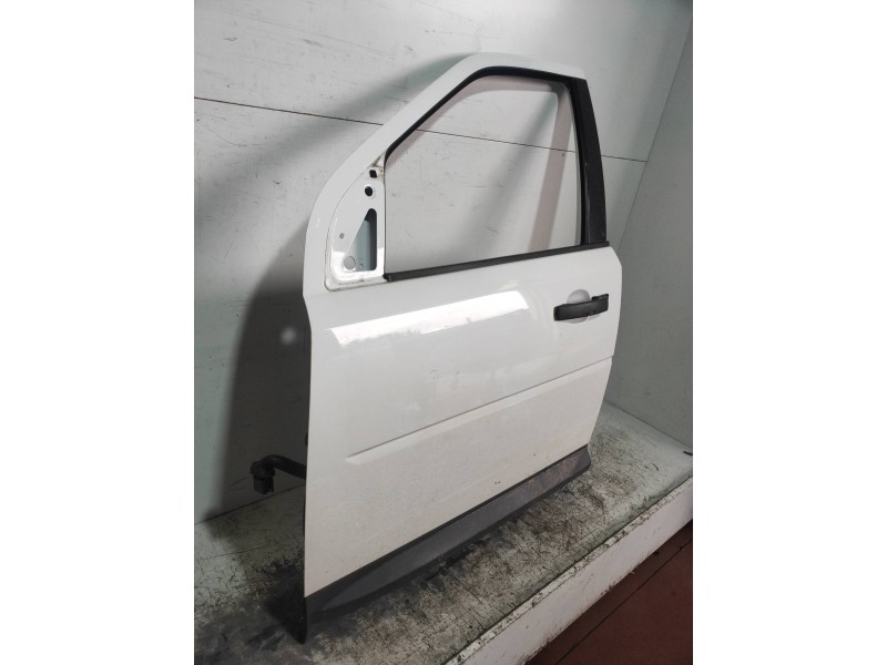 Recambio de puerta delantera izquierda para land rover freelander (lr2) td4 e referencia OEM IAM   5P