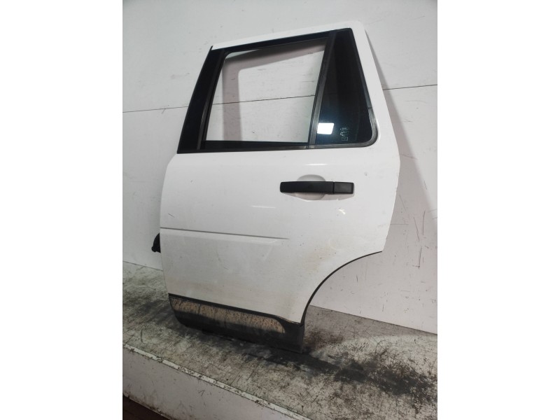 Recambio de puerta trasera izquierda para land rover freelander (lr2) td4 e referencia OEM IAM   5P