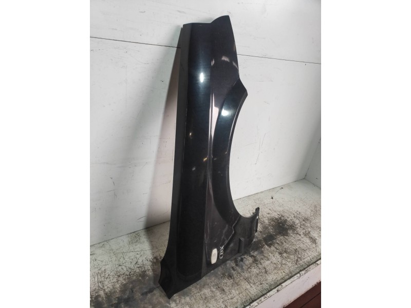 Recambio de aleta delantera derecha para chevrolet evanda cdx referencia OEM IAM   