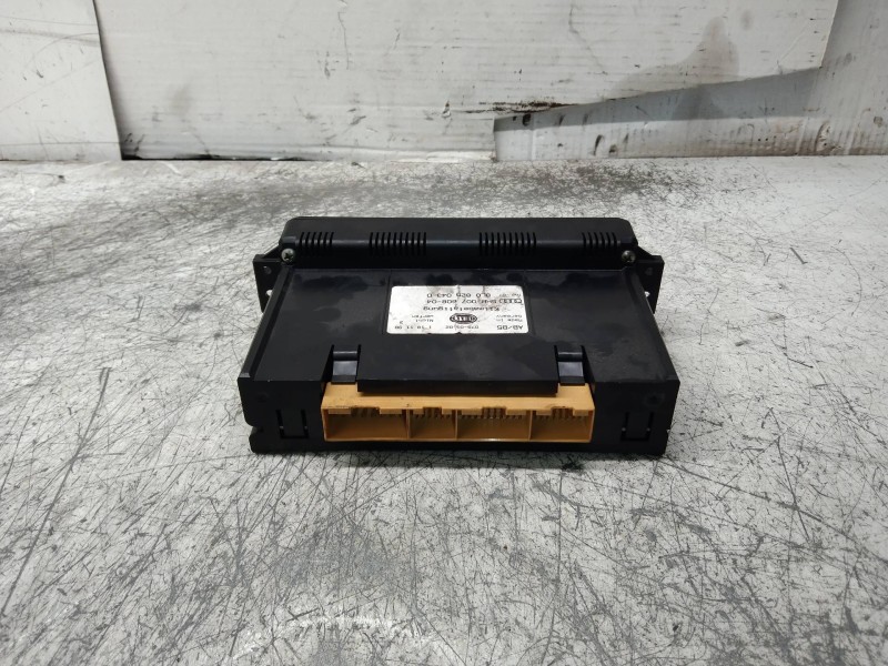 Recambio de mando calefaccion / aire acondicionado para audi a4 berlina (b5) 1.8 referencia OEM IAM 8L0820043D 5HB00760804 