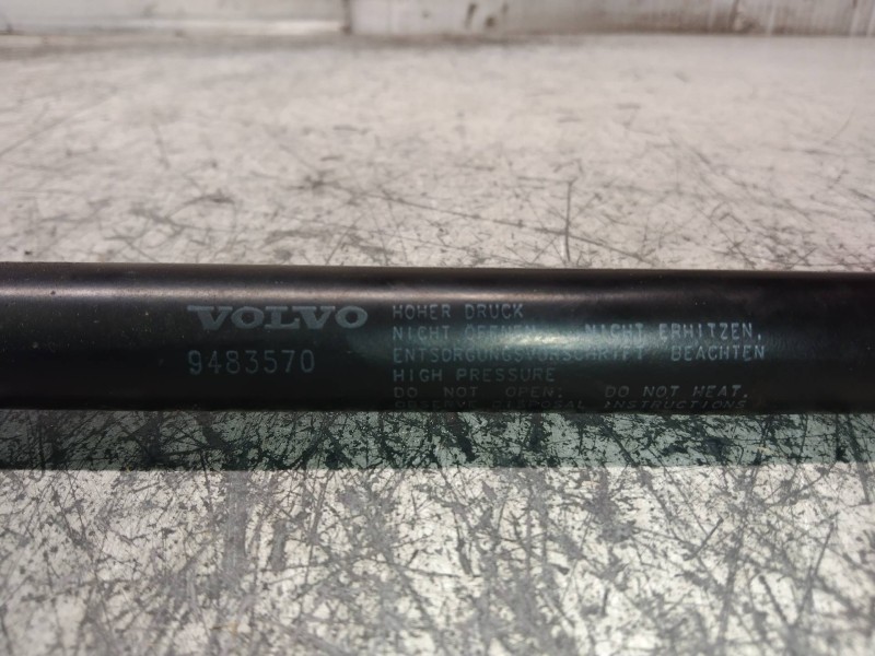Recambio de amortiguadores capo para volvo s40 berlina 2.0 d kinetic referencia OEM IAM 9483570  