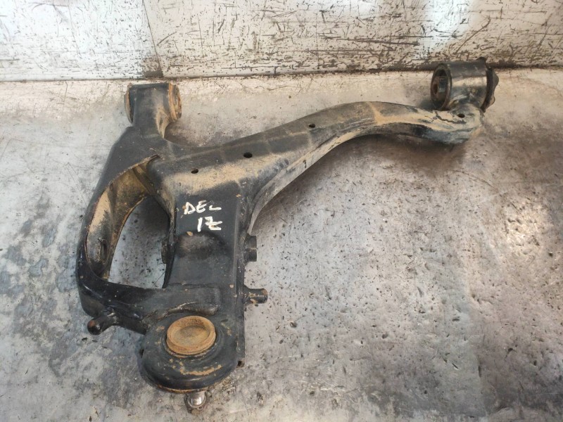 Recambio de brazo suspension inferior delantero izquierdo para land rover discovery v6 td s referencia OEM IAM   