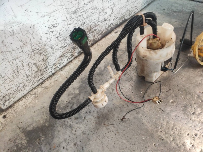 Recambio de bomba combustible para land rover discovery v6 td s referencia OEM IAM   