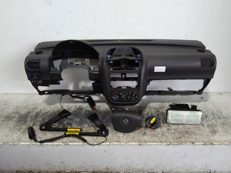 Recambio de kit airbag para opel corsa c club referencia OEM IAM 327963935 24439954 