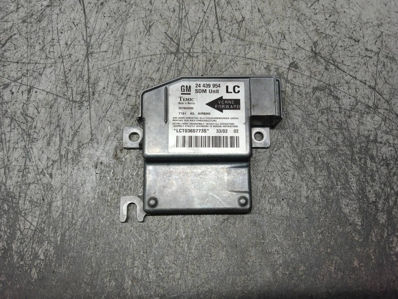 Recambio de kit airbag para opel corsa c club referencia OEM IAM 327963935 24439954 