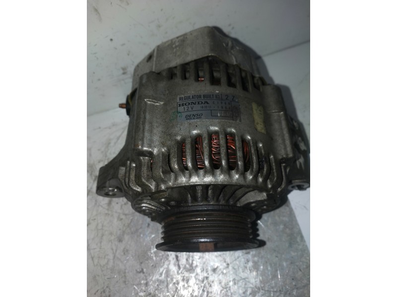 Recambio de alternador para honda cr-v (rd1/3) básico (rd1) referencia OEM IAM 1022111860 DENSO 