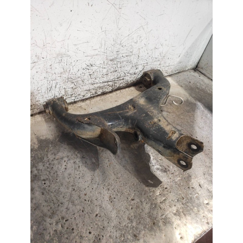 Recambio de brazo suspension inferior trasero izquierdo para land rover discovery v6 td s referencia OEM IAM RHI501030  