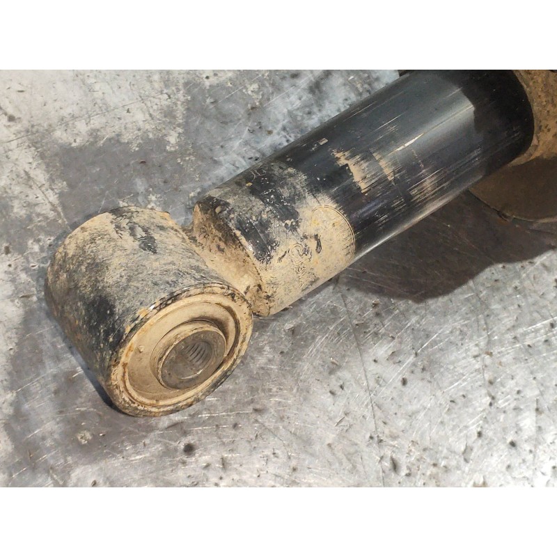 Recambio de amortiguador trasero derecho para land rover discovery v6 td s referencia OEM IAM RPD500880 22241481 