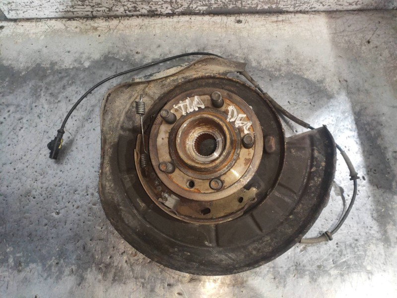 Recambio de mangueta trasera derecha para land rover discovery v6 td s referencia OEM IAM   