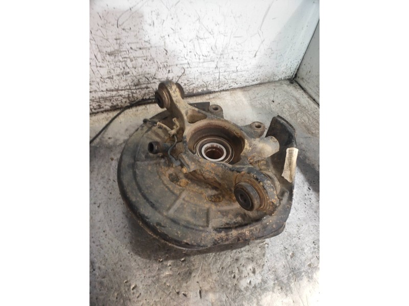 Recambio de mangueta trasera derecha para land rover discovery v6 td s referencia OEM IAM   