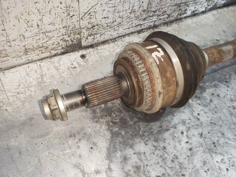 Recambio de transmision trasera izquierda para land rover discovery v6 td s referencia OEM IAM   