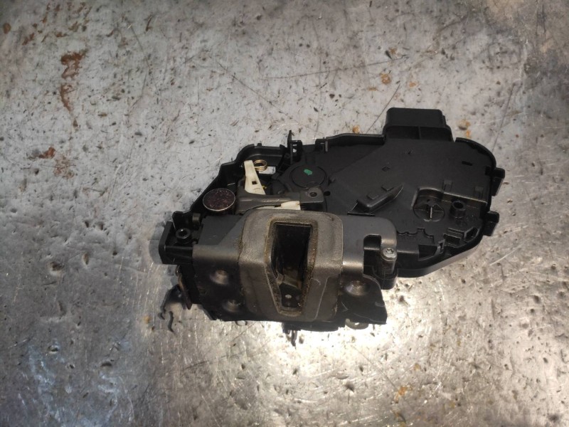 Recambio de motor cierre centralizado delantero izquierdo para land rover discovery v6 td s referencia OEM IAM FQJ000217  