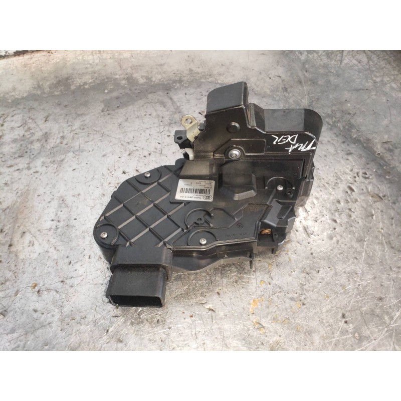 Recambio de motor cierre centralizado trasero derecho para land rover discovery v6 td s referencia OEM IAM 7H5A26412AA  