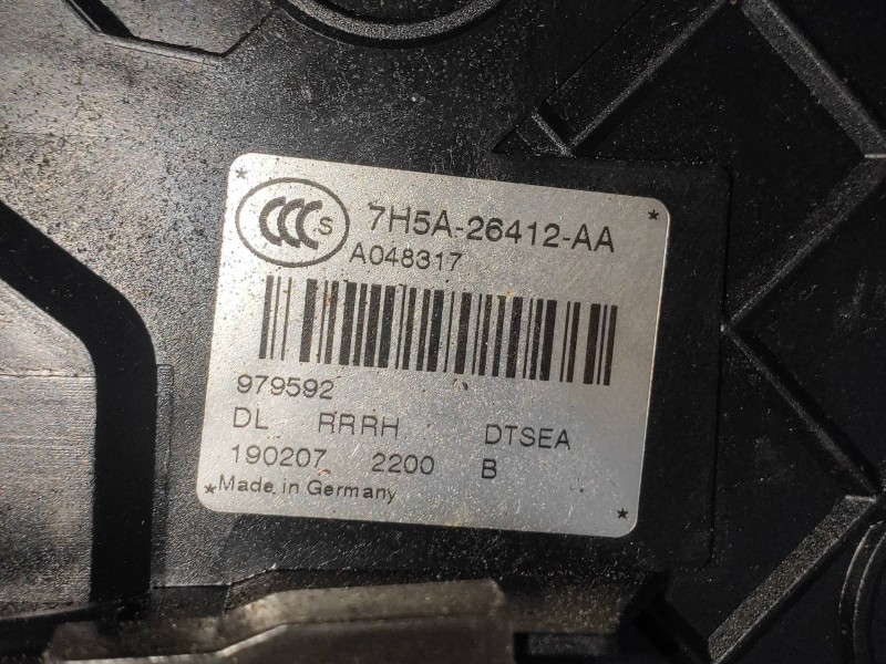 Recambio de motor cierre centralizado trasero derecho para land rover discovery v6 td s referencia OEM IAM 7H5A26412AA  