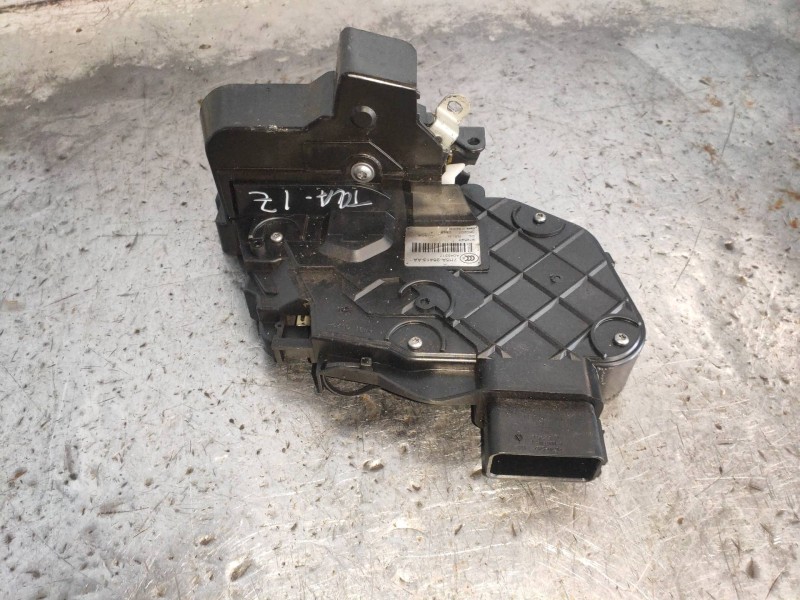 Recambio de motor cierre centralizado trasero izquierdo para land rover discovery v6 td s referencia OEM IAM 7H5A26413AA  