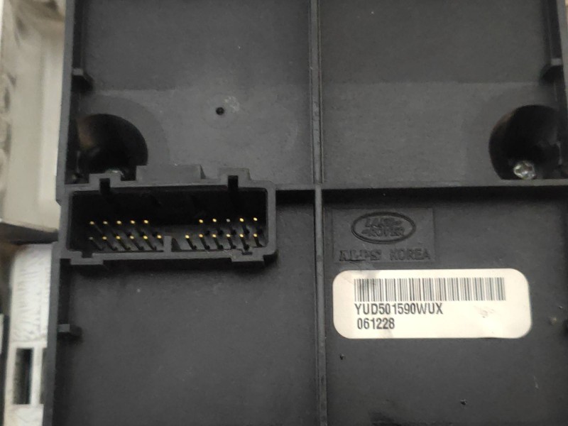 Recambio de mando multifuncion para land rover discovery v6 td s referencia OEM IAM YUD501590WUX  