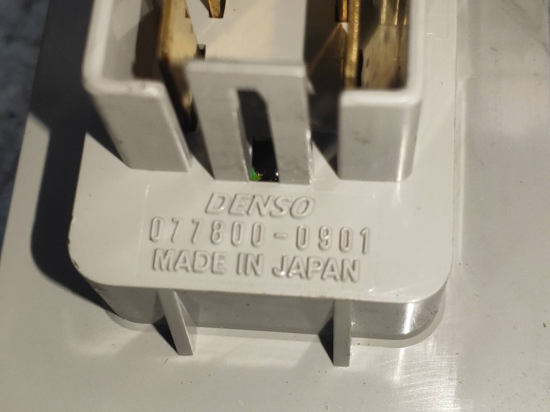 Recambio de resistencia calefaccion para land rover discovery v6 td s referencia OEM IAM 0778000901  