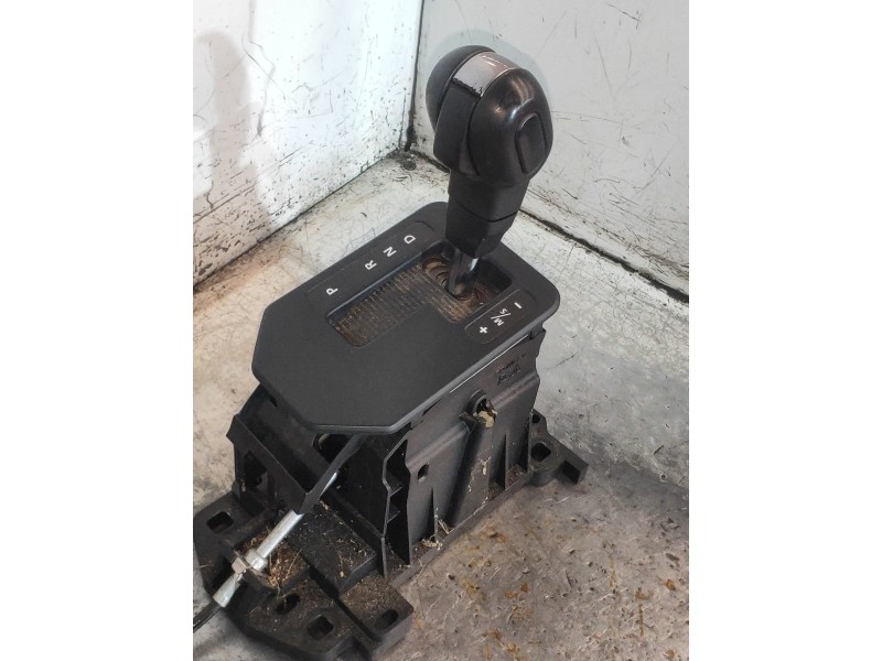 Recambio de palanca cambio para land rover discovery v6 td s referencia OEM IAM 400060024062  