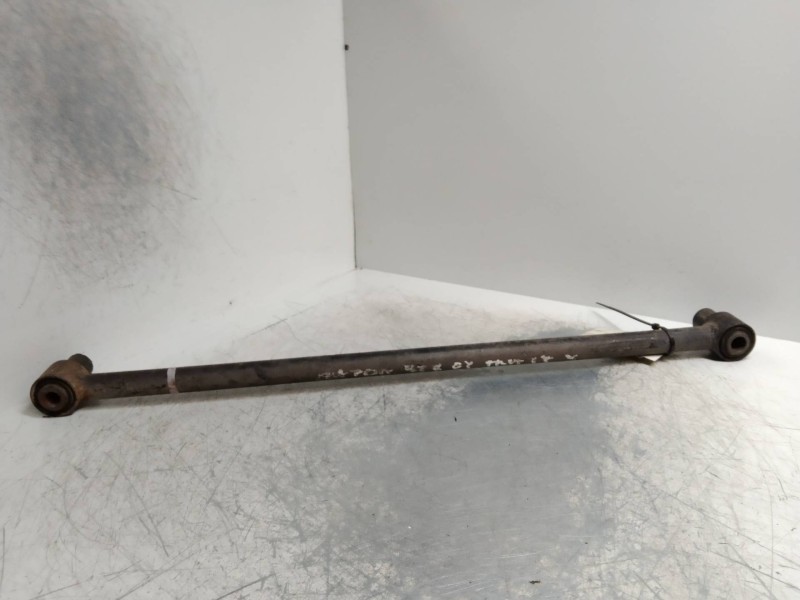 Recambio de tirante trasero izquierdo para mazda 323 berlina f/s (bj) referencia OEM IAM    Recambio de tirante trasero izquierdo para mazda 323 berlina f/s (bj) referencia OEM IAM