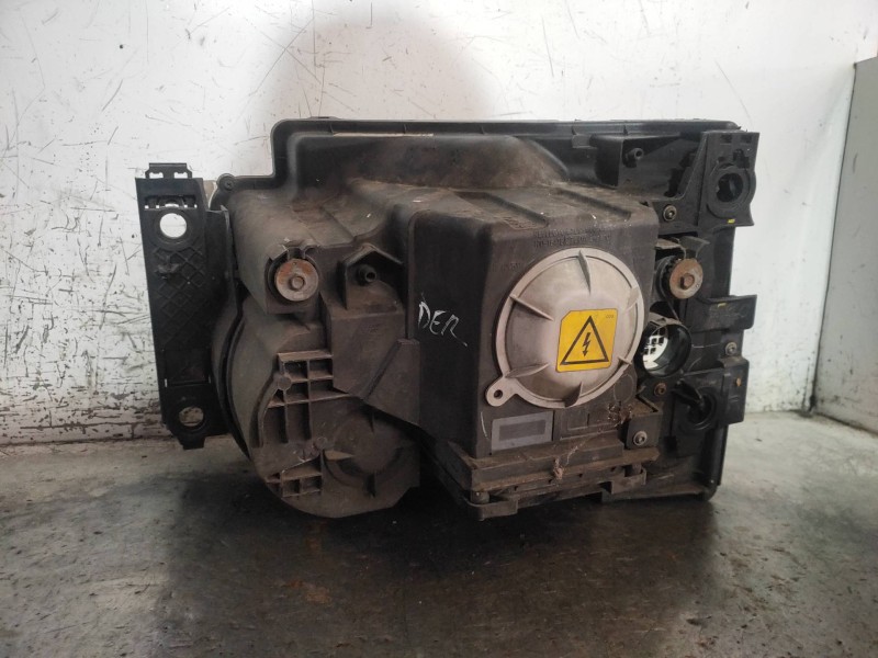 Recambio de faro derecho para land rover discovery v6 td s referencia OEM IAM XBC500402  