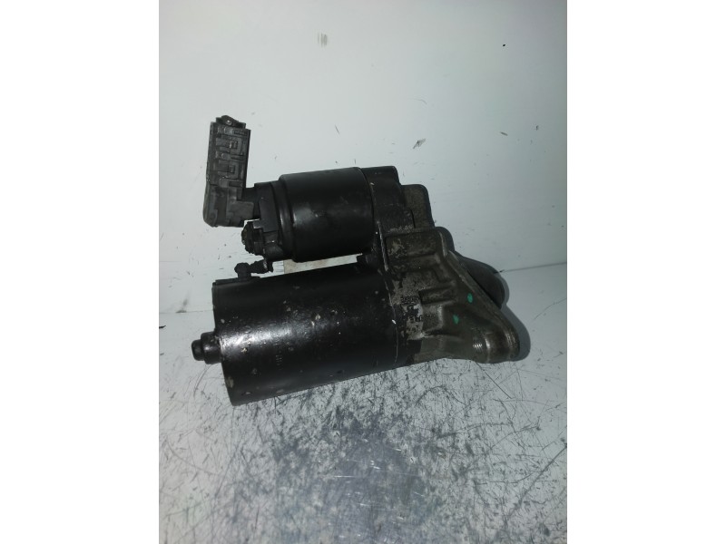 Recambio de motor arranque para toyota carina (t19) 1.6 xli (4-ptas.) referencia OEM IAM 0001107030 BOSCH  Recambio de motor arranque para toyota carina (t19) 1.6 xli (4-ptas.) referencia OEM IAM 0001107030 BOSCH