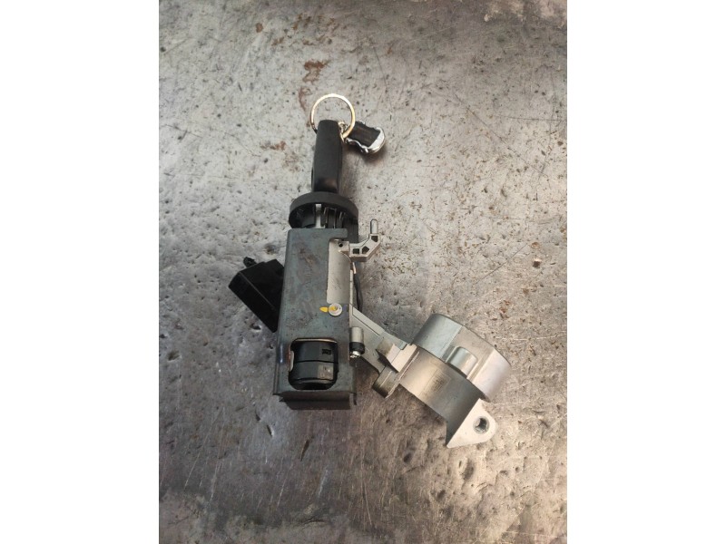 Recambio de conmutador de arranque para opel corsa e design line referencia OEM IAM 13496392  