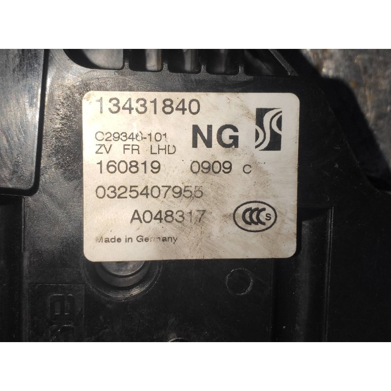 Recambio de motor cierre centralizado delantero derecho para opel corsa e design line referencia OEM IAM 13431840  