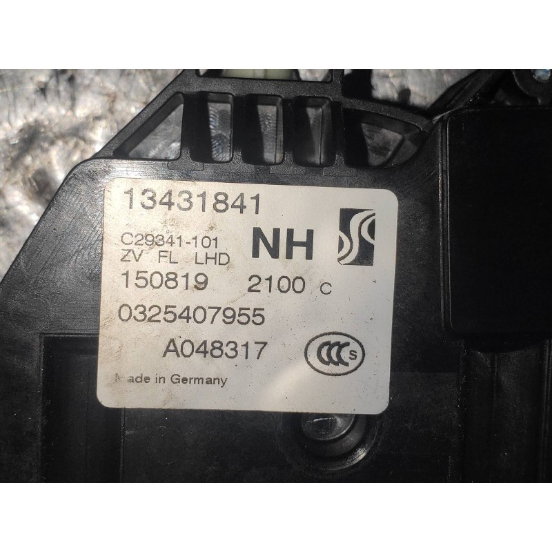 Recambio de motor cierre centralizado delantero izquierdo para opel corsa e design line referencia OEM IAM 13431841  