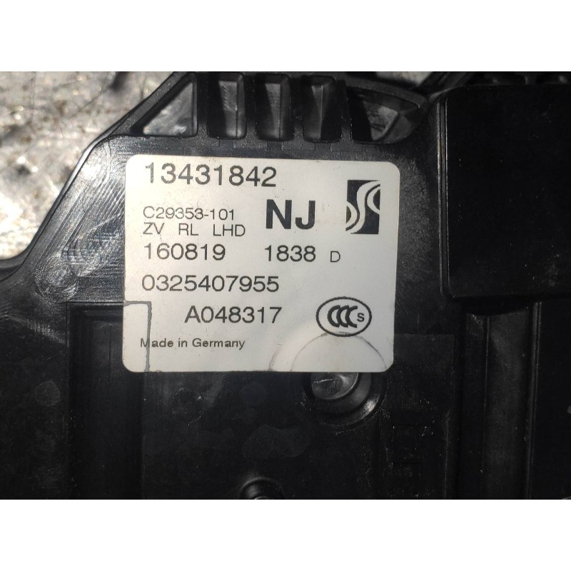 Recambio de motor cierre centralizado trasero izquierdo para opel corsa e design line referencia OEM IAM 13431842  