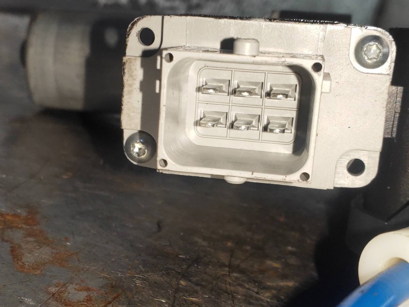 Recambio de elevalunas delantero derecho para opel corsa e design line referencia OEM IAM 541613212  