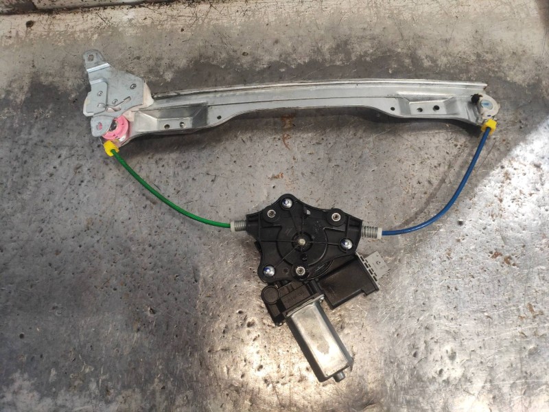 Recambio de elevalunas delantero izquierdo para opel corsa e design line referencia OEM IAM 541613212  