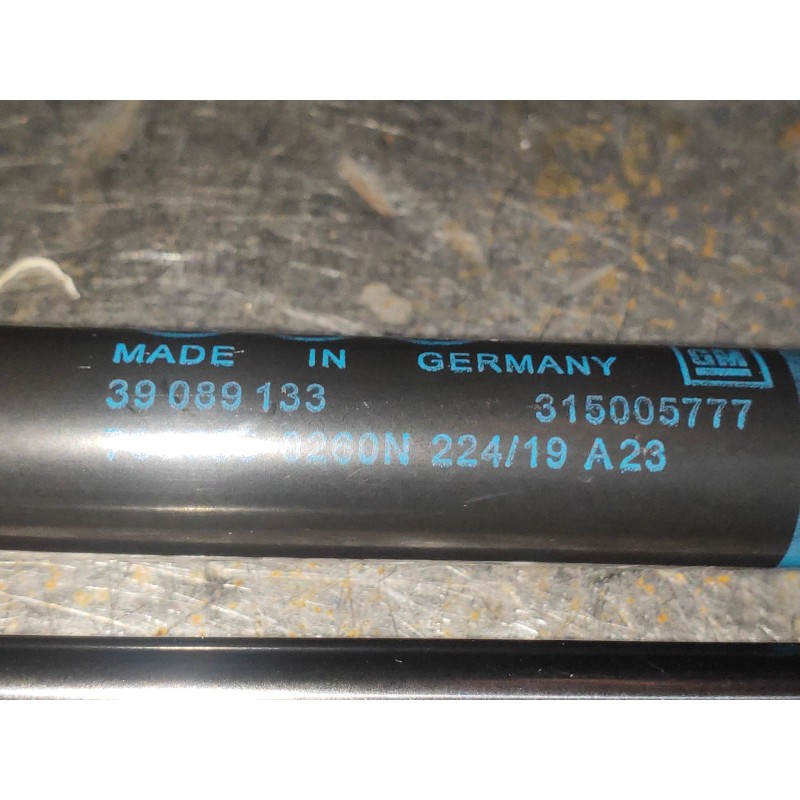 Recambio de amortiguadores maletero / porton para opel corsa e design line referencia OEM IAM 39089133 315005777 
