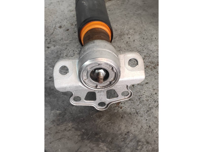 Recambio de amortiguador trasero izquierdo para opel corsa e design line referencia OEM IAM 13432672 22286399 