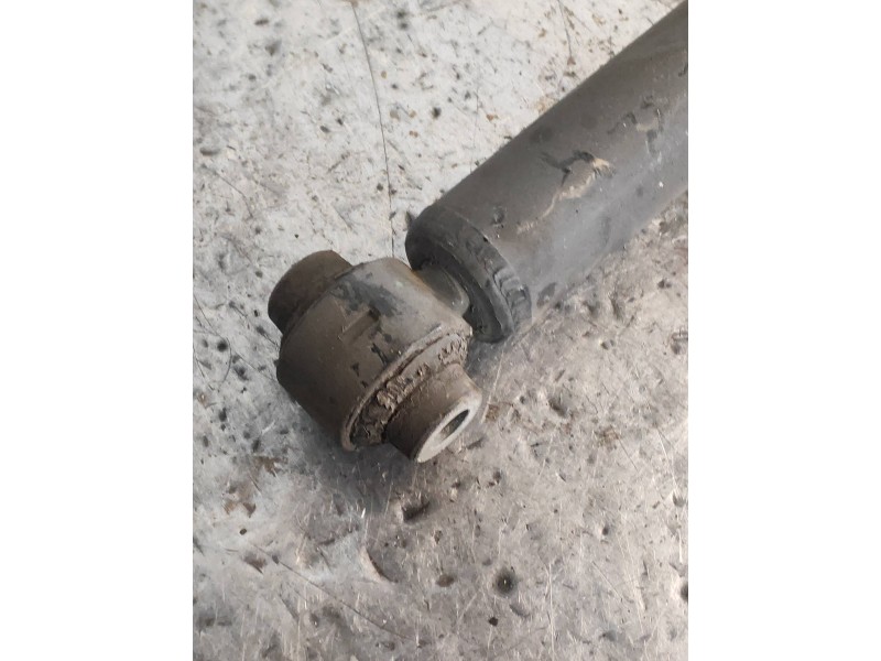 Recambio de amortiguador trasero izquierdo para opel corsa e design line referencia OEM IAM 13432672 22286399 