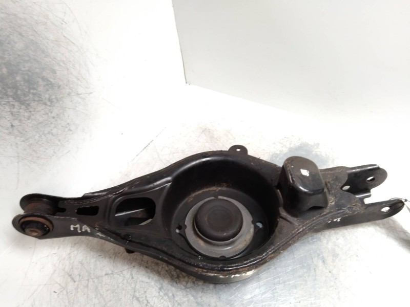 Recambio de brazo suspension inferior trasero derecho para mazda 6 kombi (gh) 2.0 turbodiesel cat referencia OEM IAM   