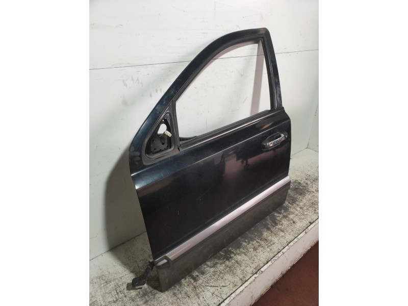 Recambio de puerta delantera izquierda para kia sorento 2.5 crdi ex referencia OEM IAM   5P
