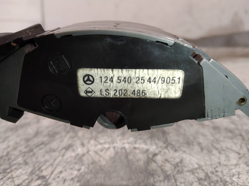 Recambio de mando multifuncion para mercedes clase e (w124) berlina e 300 diesel (124.131) referencia OEM IAM 1245402544  