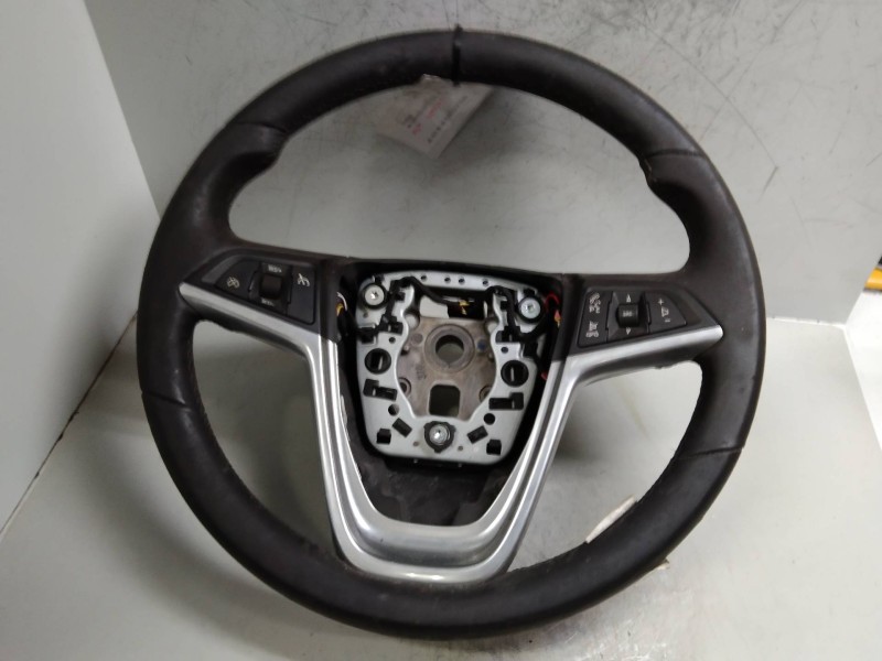Recambio de volante para opel insignia berlina 1.8 16v referencia OEM IAM   