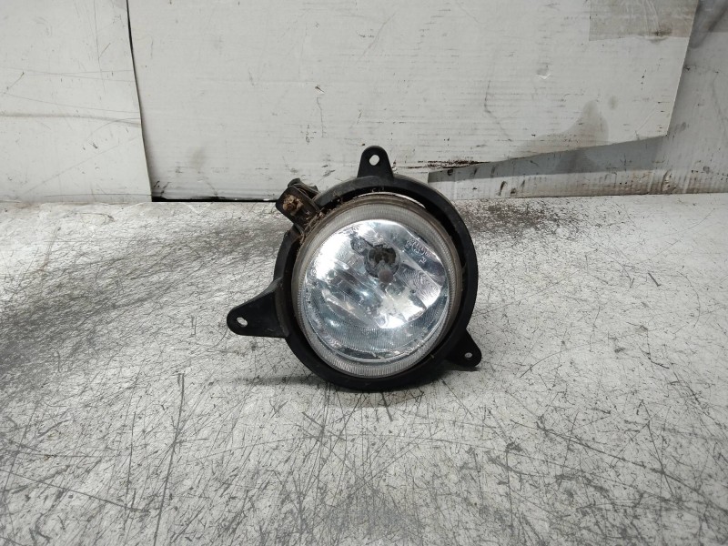 Recambio de faro antiniebla derecho para kia sorento 2.5 crdi ex referencia OEM IAM 922023EO  