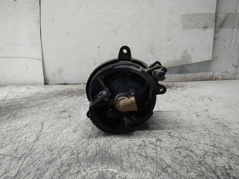 Recambio de faro antiniebla derecho para kia sorento 2.5 crdi ex referencia OEM IAM 922023EO  