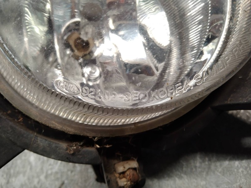 Recambio de faro antiniebla derecho para kia sorento 2.5 crdi ex referencia OEM IAM 922023EO  
