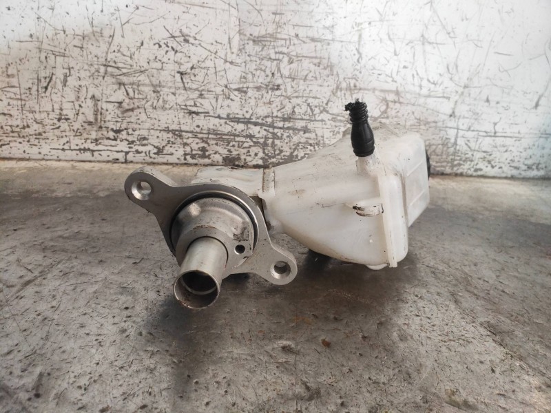 Recambio de bomba freno para opel corsa e design line referencia OEM IAM 204Y21766  