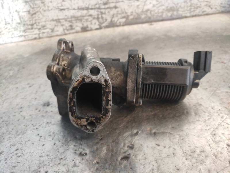 Recambio de valvula egr para opel corsa c blue line referencia OEM IAM   