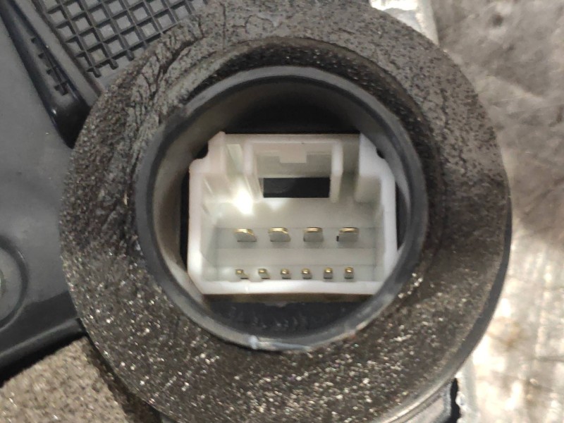 Recambio de motor cierre centralizado delantero derecho para lexus is 300h referencia OEM IAM   