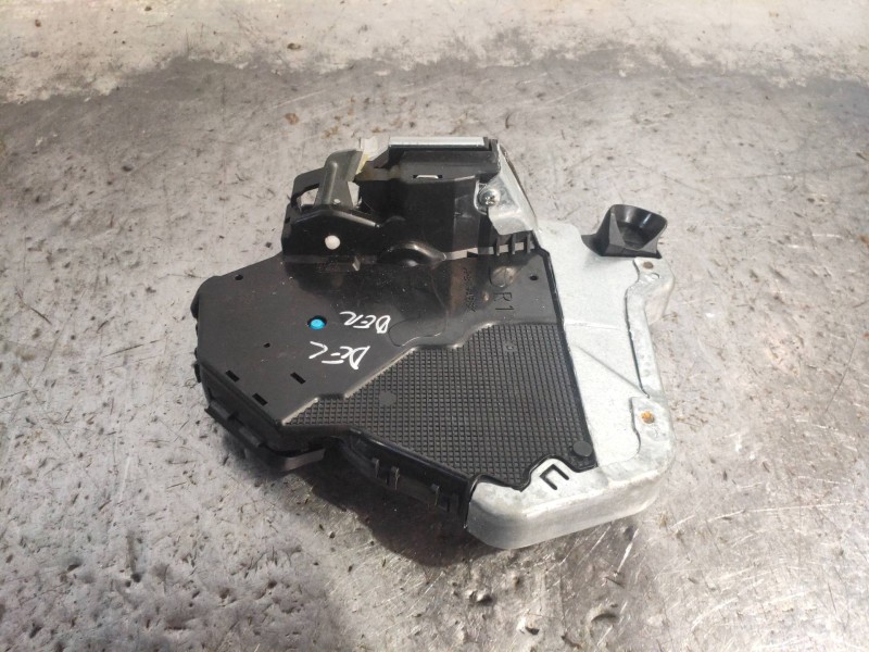 Recambio de motor cierre centralizado delantero derecho para lexus is 300h referencia OEM IAM   