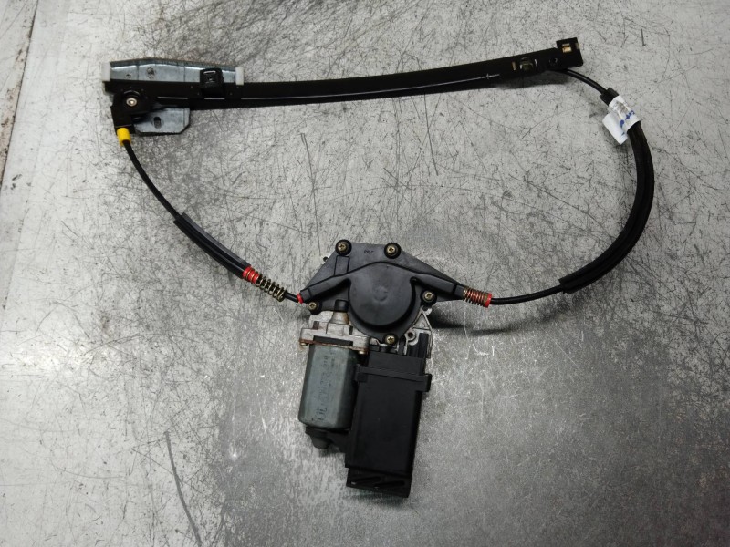 Recambio de elevalunas trasero derecho para volkswagen passat berlina (3a2) cl referencia OEM IAM 3A0959812 3A0959810 